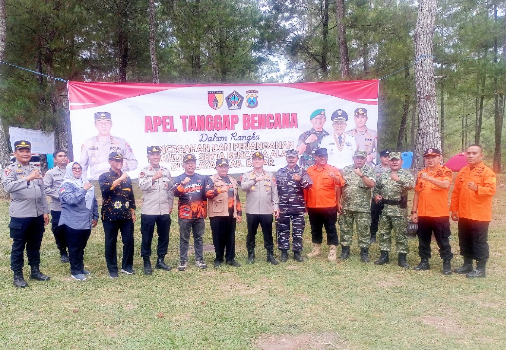 Perhutani Blitar Hadir Apel Siaga Tanggap Bencana bersama Bupati Blitar dan Forkopimda