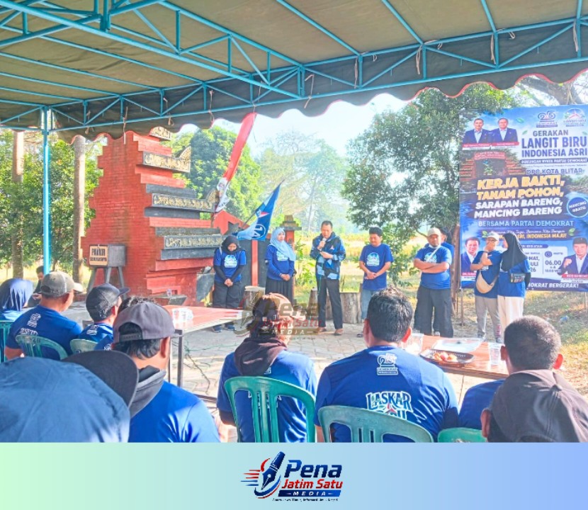 Demokrat Kota Blitar Rayakan HUT ke-25 dengan Tanam Pohon dan Mancing Bareng Ribuan Warga